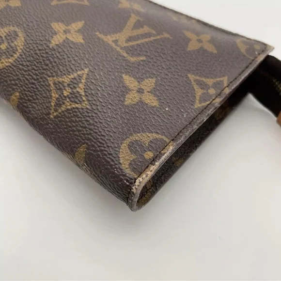 Authentic  Louis Vuitton Monogram Bucket Pouch PM W/Box - Picture 8 of 15